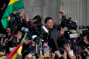 Bolivian general arrested